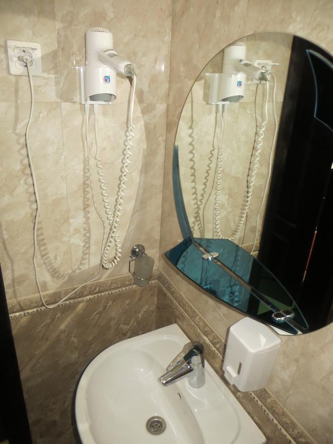 Hotel 100 Metriv Vid Vytyagu Bukovel Habitación foto
